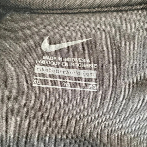 Nike Graphic Tee Shirt Graphic Modern XL - Picture 3 of 7